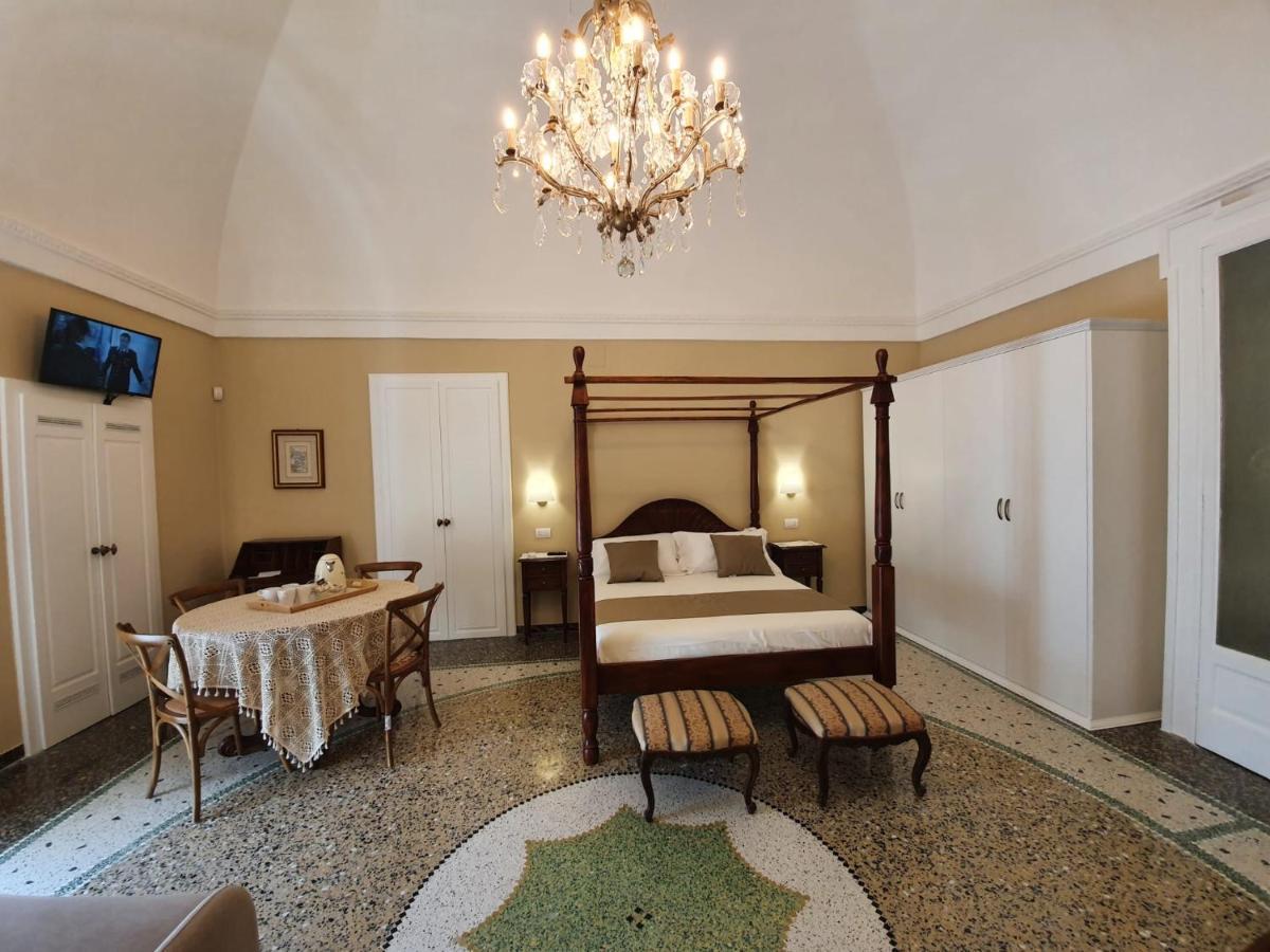 B&B Giardino Delle Delizie グラヴィーナ・イン・プーリア エクステリア 写真